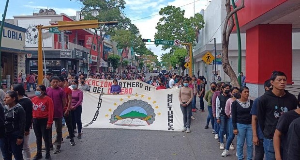 Normalistas de Chiapas exigen eliminar 95 carpetas de investigación. Foto: Redes sociales.