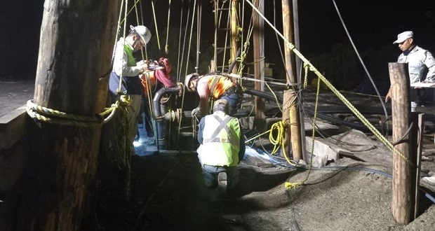 Avanza rescate de mineros del Pinabete: CFE supervisa labores. Foto: Quadratin.