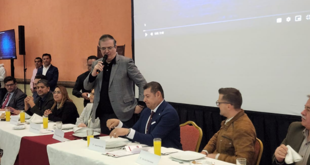 Armenta se reúne con quipo de Marcelo Ebrard; buscan fortalecer 4T en Puebla