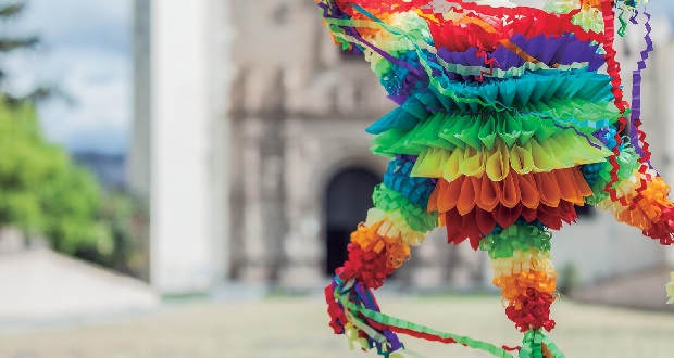 Descubre la mágica historia de las piñatas: colores, tradición y diversión