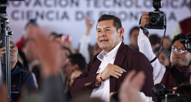 Armenta va por una industrialización de Puebla sustentable; cierra precampaña en San José Chiapa