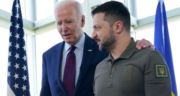 Estados Unidos suspende apoyo militar a Ucrania por falta de presupuesto