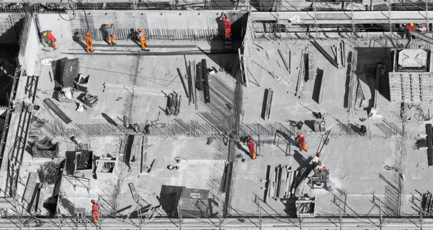 La renta de maquinaria de construcción beneficia el flujo de trabajo. Foto: Especial.