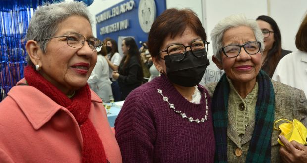 Rectora acude al aniversario 16 de la Casa del Jubilado BUAP