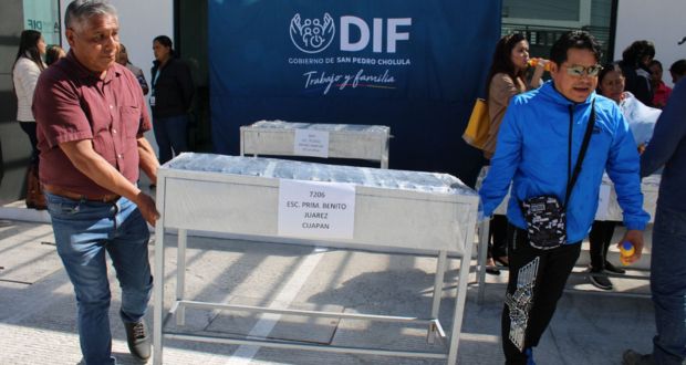DIF San Pedro entrega equipo para 9 desayunadores escolares