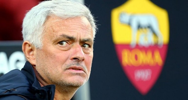 José Mourinho es destituido como DT de la Rom