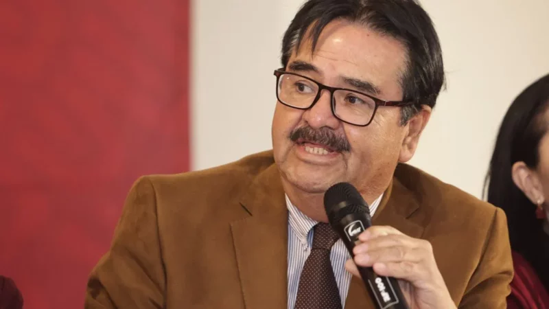 Por perder privilegios, derecha ataca a AMLO: Agustín Guerrero