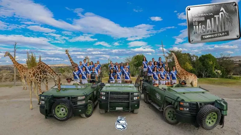 Benito y Puebla Femenil presentan foto oficial en Africam Safari