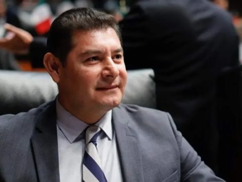 Armenta deja el Senado esta semana para campaña a gubernatura de Puebla