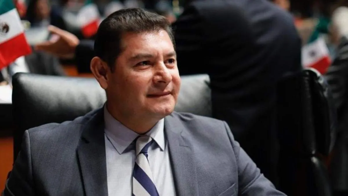 Armenta deja el Senado esta semana para campaña a gubernatura de Puebla