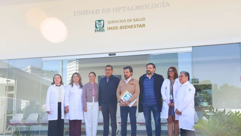 Céspedes y Zoé Robledo inauguran Unidad de Oftalmología en Hospital de Cholula