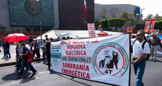 Disputa entre el entreguismo y la soberanía energética a través de LIE. Foto: Redes sociales.