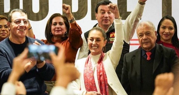 La libertad, nuestra bandera: Sheinbaum recibe constancia como candidata del PT. Foto: Especial.