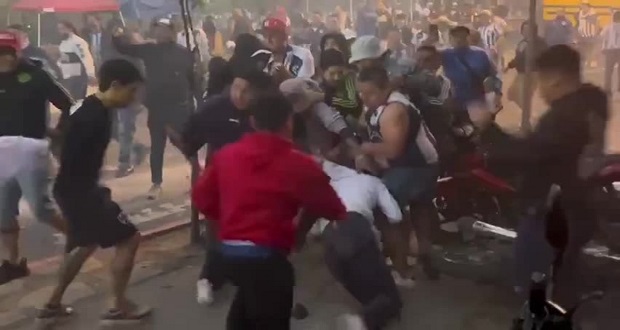 Violencia en el estadio; ahora es Monterrey en Concachampions