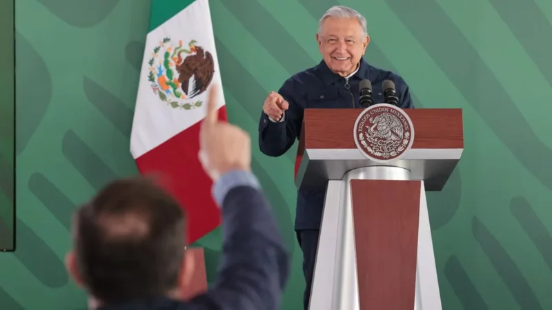 Por ofensas a México, responderemos a presidenciables de EU: AMLO