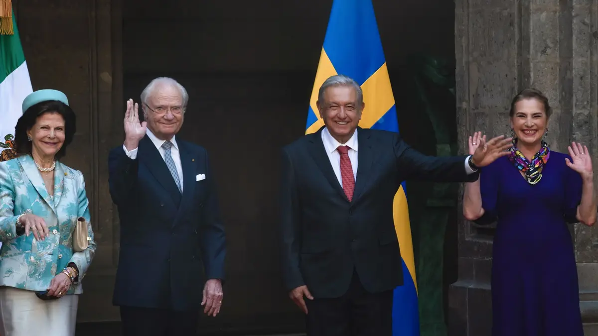 AMLO recibe a los reyes de Suecia en Palacio Nacional; visitaran Tren Maya