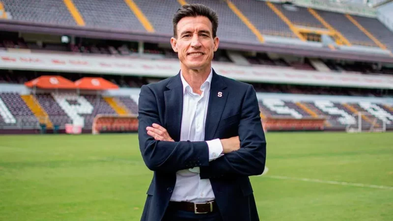 Desde España, llega Ángel Luis Catalina, nuevo director deportivo del Puebla