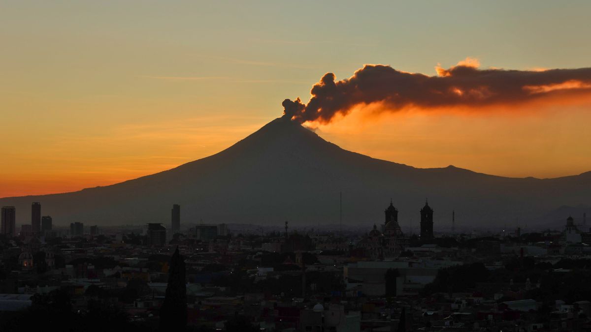 Ceniza del Popo: alertan mala calidad de aire en Texmelucan; hay 25 poblanos con rinitis