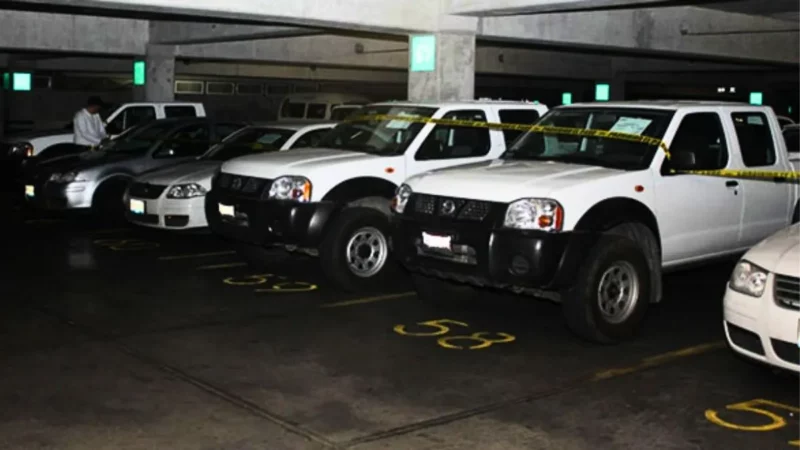 Gobierno de Puebla comprará 51 vehículos; entre ellos autobús y ambulancia