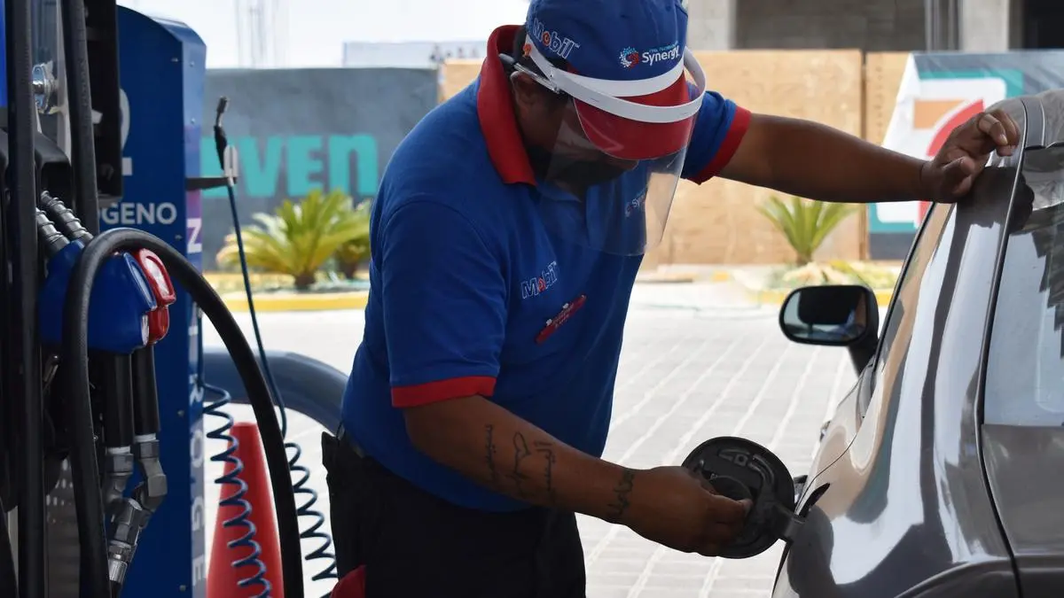 Por gasolina regular y diésel, Profeco ubica a Puebla con mejores precios