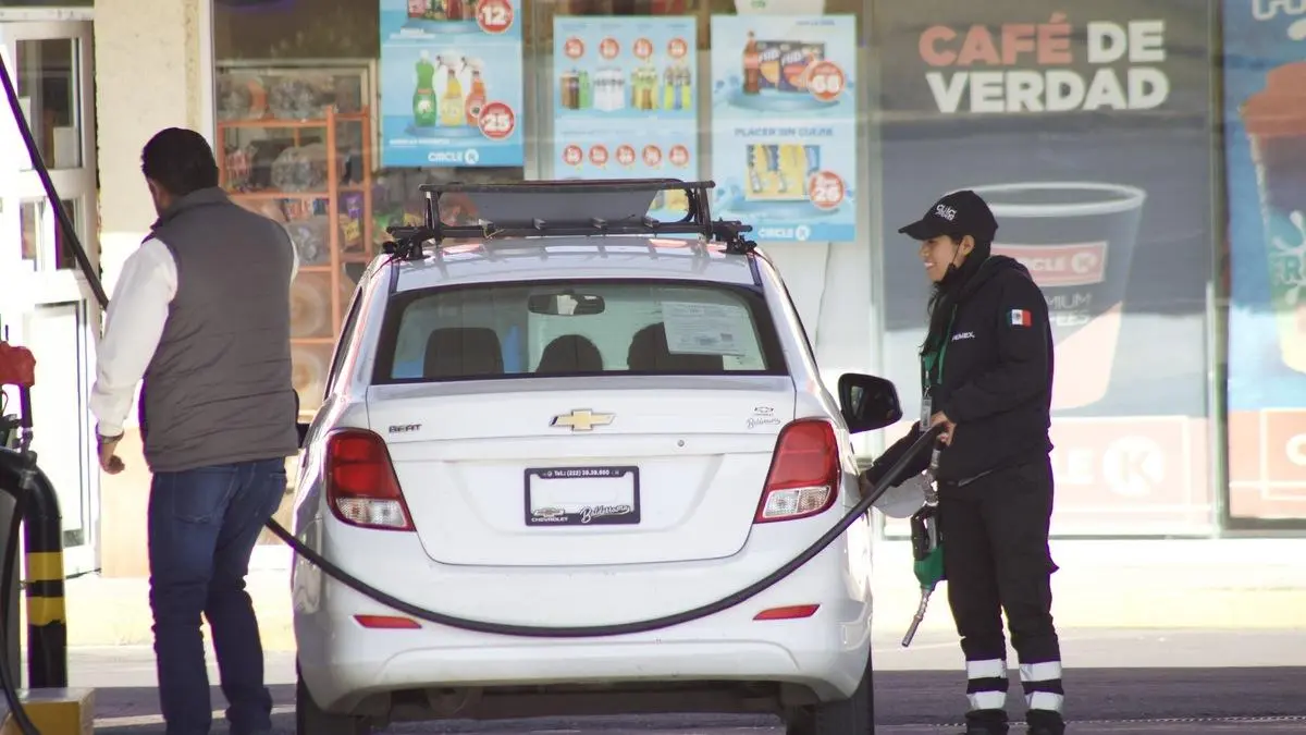 En gasolina regular y premium, Puebla con mejores precios: Profeco