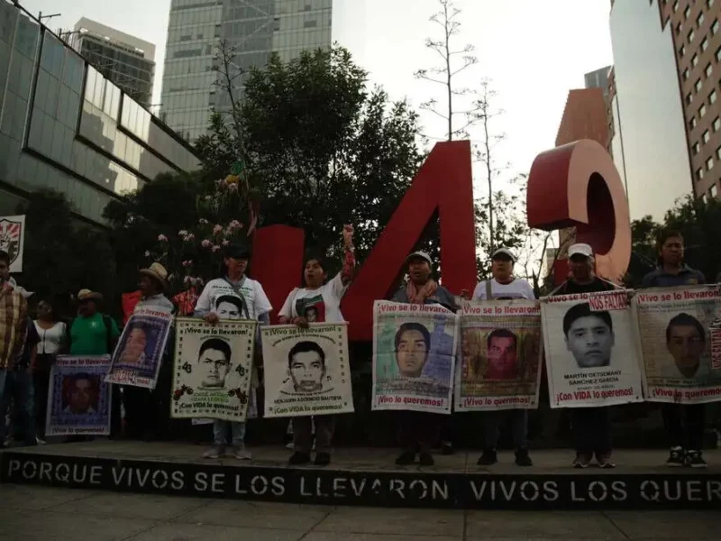 AMLO pide a 80 implicados en caso Ayotzinapa usar nueva Ley de Amnistía
