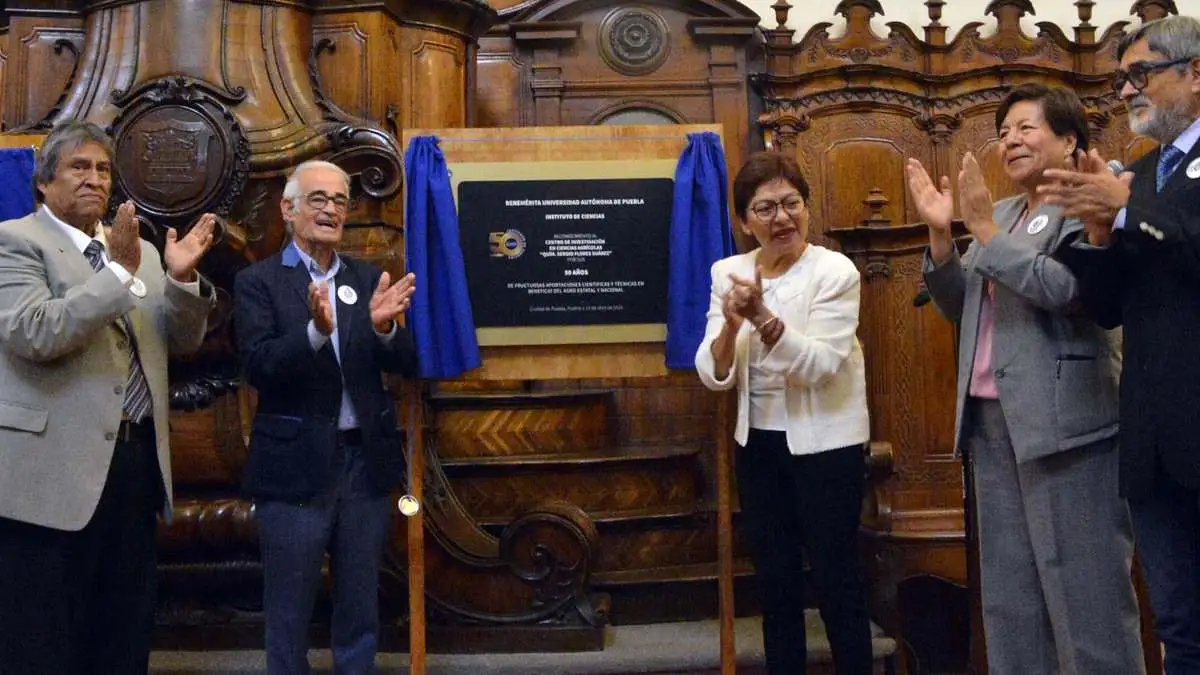 BUAP festeja 50 aniversario del CICA y 45 años de la mapoteca del Icuap