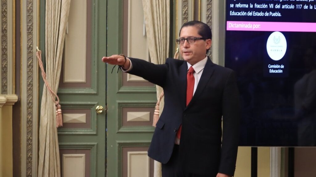 Congreso de Puebla nombra a Jesús Sancristóbal nuevo director del Itaipue