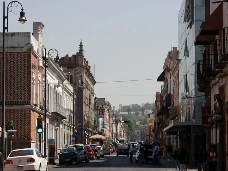 Calidad del aire sigue regular en Puebla; hay 185 casos de rinitis