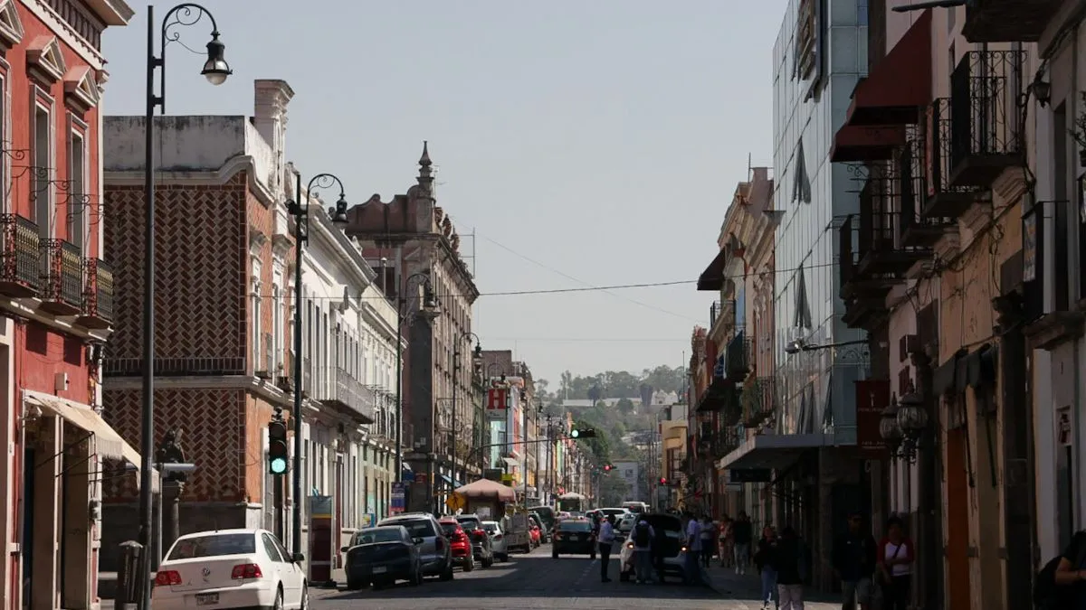 Calidad del aire sigue regular en Puebla; hay 185 casos de rinitis