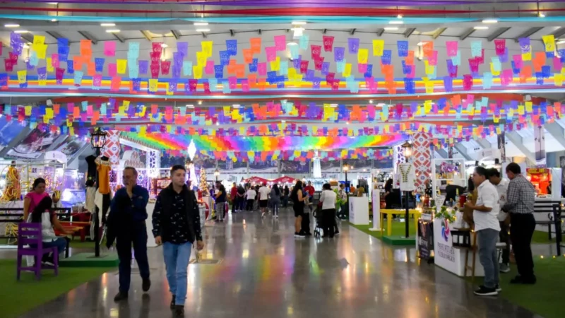 ¡Hasta 3 am! Amplían horario de 4 rutas de transporte por Feria de Puebla 2024