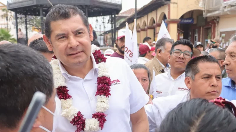 Armenta plantea reactivar tren Cholula-Puebla; analiza dos vías férreas más