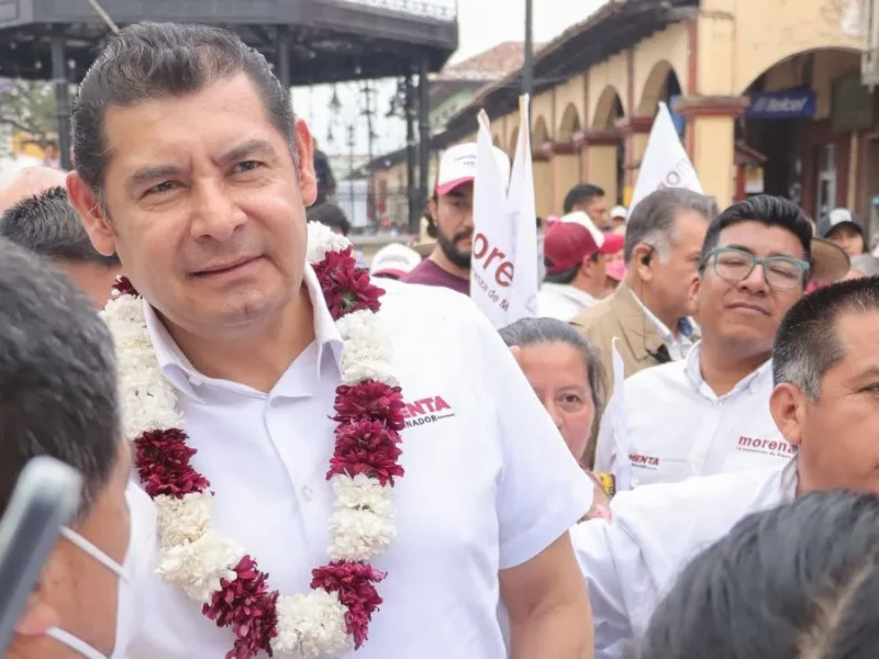 Armenta plantea reactivar tren Cholula-Puebla; analiza dos vías férreas más