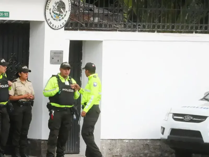 Por otorgar asilo a Jorge Glas, Ecuador demanda a México ante la CIJ