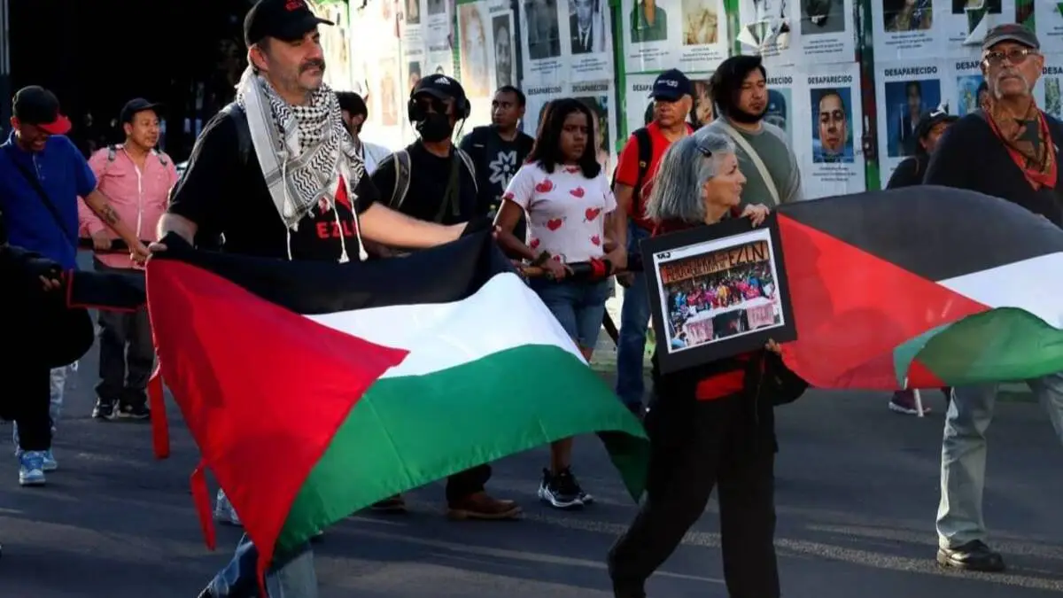 En CDMX, agraden a activista que rechazan genocidio de Israel a Palestina