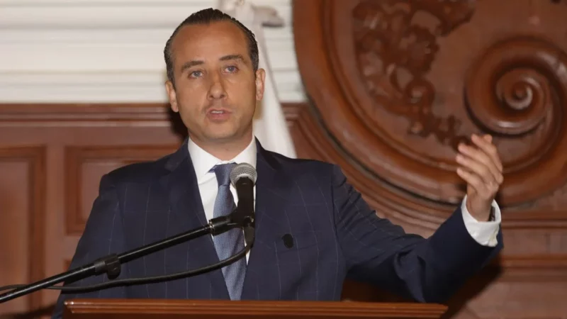 Ante el Consejo Universitario de BUAP, Riestra acusa trampa en elección de Puebla