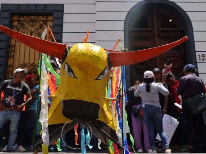 Ante prohibición del uso de la pirotecnia en Puebla, artesanos piden se regularice
