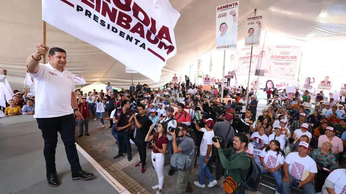 Armenta promete construir puente para conectar San Baltazar Tetela con Puebla
