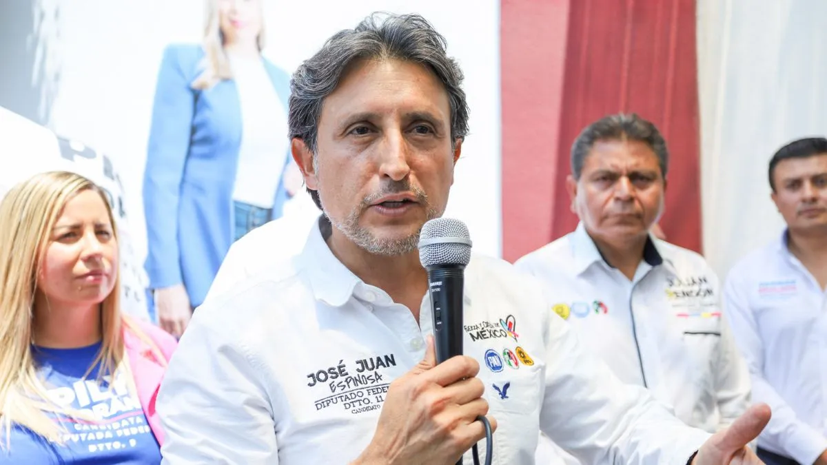 José Juan Espinoza pierde amparo; sigue orden de aprehensión por enriquecimiento ilícito