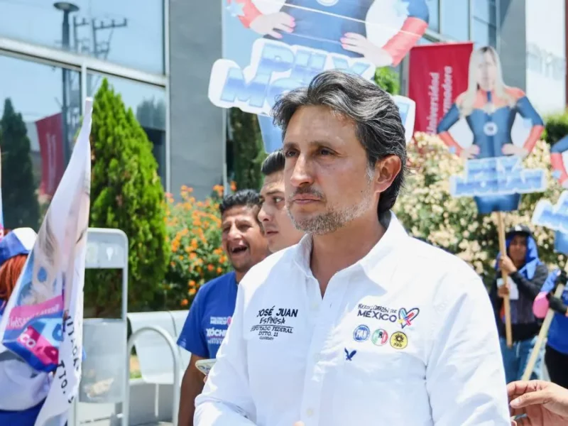 Pese a orden de aprehensión, José Juan Espinosa seguirá en campaña para elección