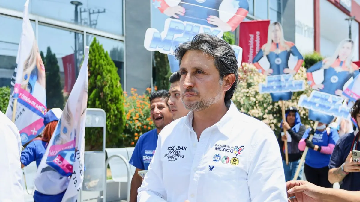 Pese a orden de aprehensión, José Juan Espinosa seguirá en campaña para elección