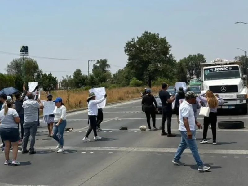 Protestan en Cuautlancingo por falta de agua; cierran Periférico Ecológico