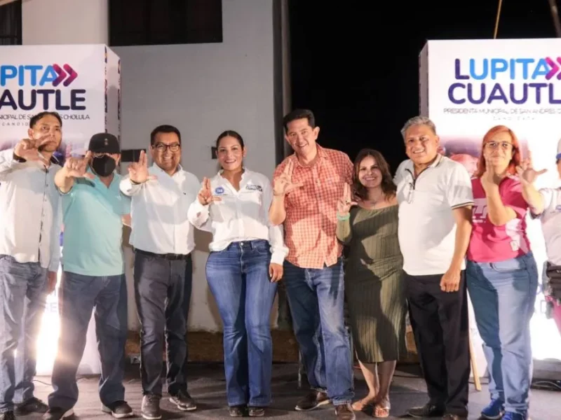 Lupita Cuautle cierra campaña en colonia Concepción La Cruz de San Andrés