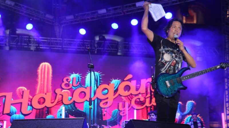 San Pedro Cholula corea a todo pulmón "Muñequita sintética" del Haragán en la Feria