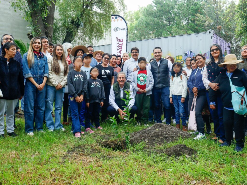 Gobierno de Puebla durante el primer taller "Estación Semilla"
