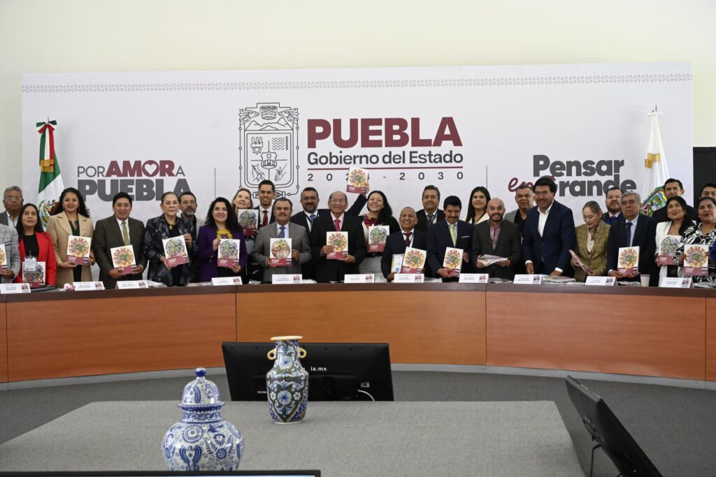 Presentación del módulo "Nombrando y Contando al Mundo 2025" en el CIS Puebla.