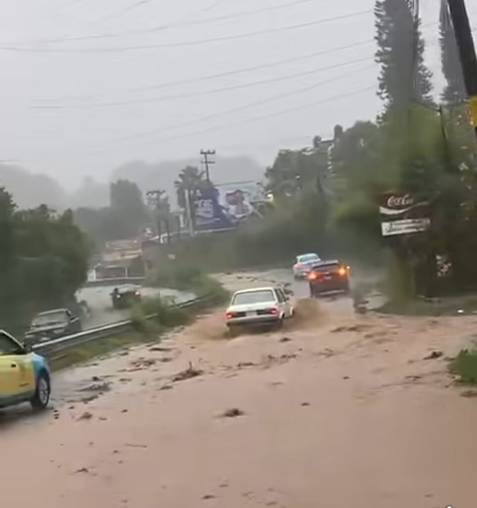 Carretera en Huauchinango