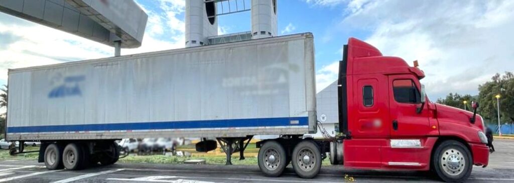 Guardia Nacional incautó armamento y dos tractocamiones en Esperanza, Puebla
