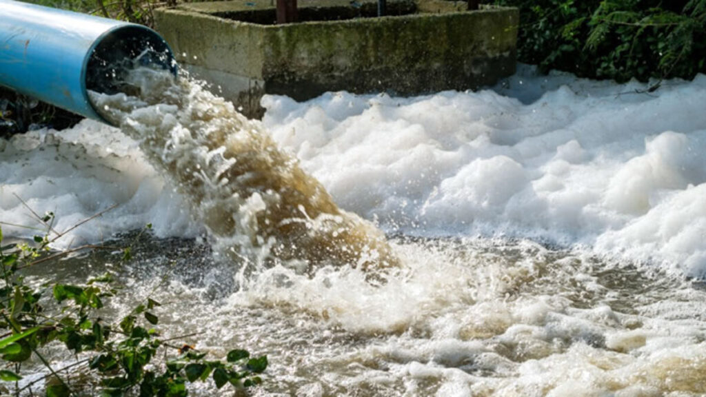 Soapap aplica multas de 3.6 mdp por descargas contaminantes