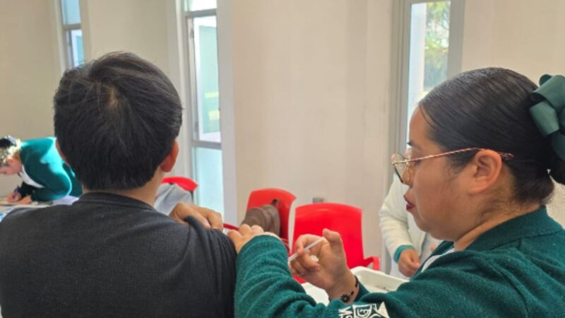 IMSS Puebla cuenta con vacunas para sarampión; Salud reporta 7 contagios en 2026
